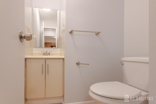 1027 Schmidt Ln, North Brunswick, NJ 08902 - half bath featuring toilet and vanity