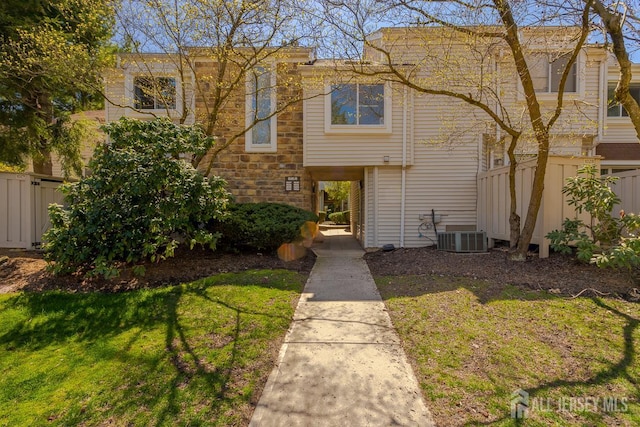 1027 Schmidt Ln, North Brunswick, NJ 08902 - view of front of property