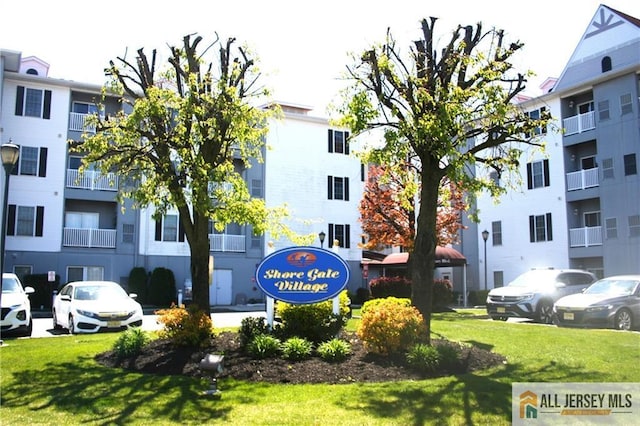 100 John T O Leary Blvd Unit 311, South Amboy, NJ 08879 - community sign with a lawn
