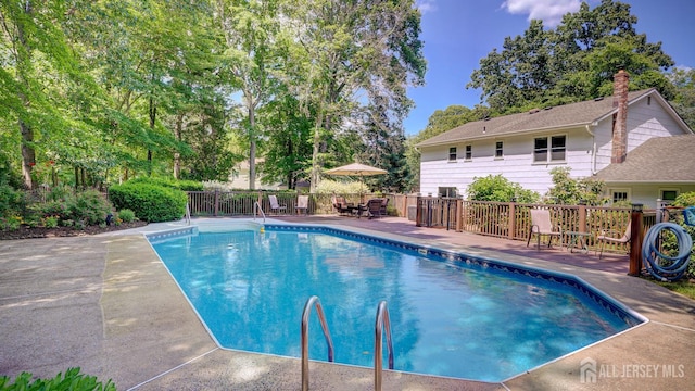 9 Toby Ter, Monroe, NJ 08831 - view of swimming pool