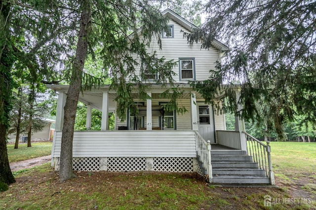 45 Lake Ave, Helmetta, NJ 08828 - view of front of house with a front yard