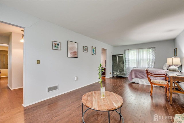 10 Ginesi Ct, Metuchen, NJ 08840 - living area with hardwood / wood-style flooring and baseboards