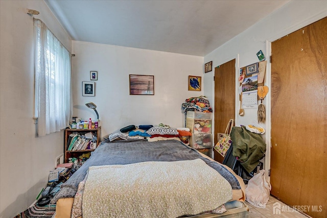 10 Ginesi Ct, Metuchen, NJ 08840 - view of bedroom
