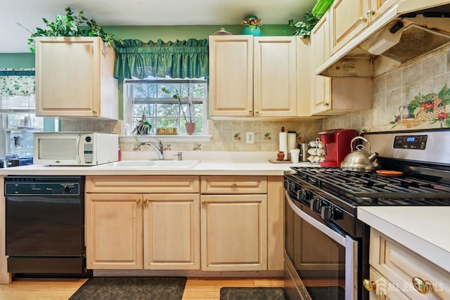 27 Ginger Dr, Edison, NJ 08837 - photo 9