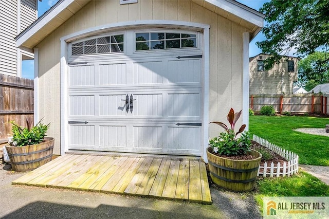 121 E Cliff Rd, Colonia, NJ 07067 - view of garage