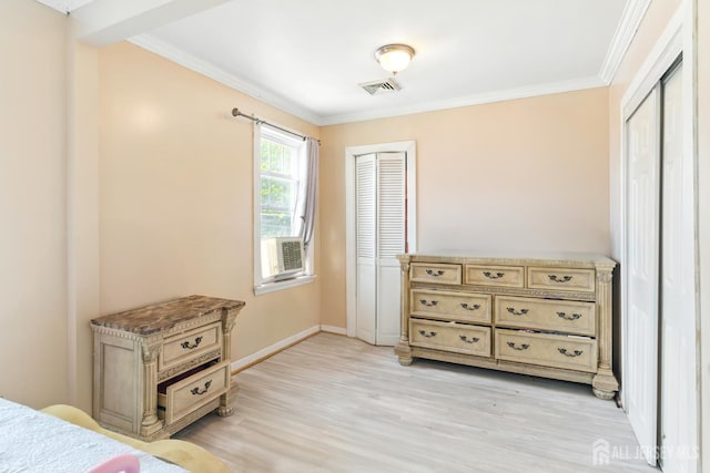 68 Pennsylvania Ave, Perth Amboy, NJ 08861 - bedroom with light wood finished floors, ornamental molding, and baseboards