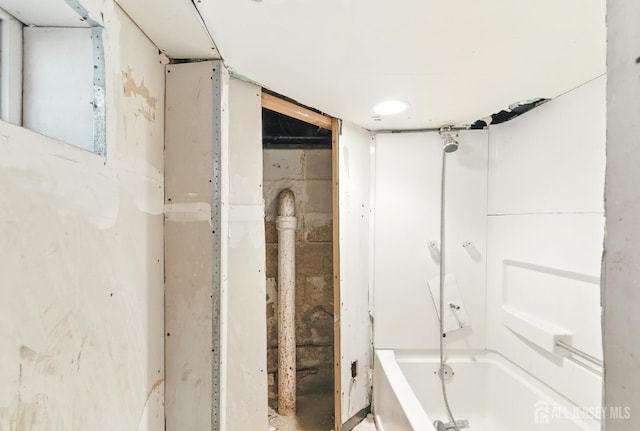 68 Pennsylvania Ave, Perth Amboy, NJ 08861 - bathroom featuring shower / washtub combination