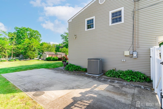 1682 Taylor Dr, North Brunswick, NJ 08902 - view of patio / terrace