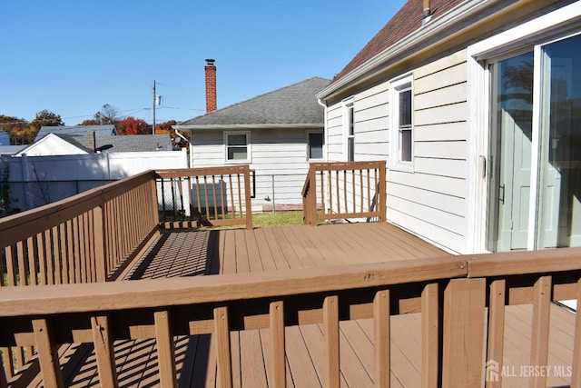 30 John St, South River, NJ 08882 - wooden terrace with fence