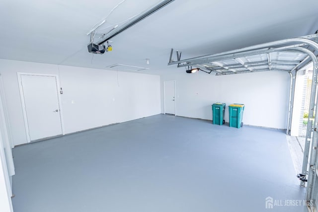 372-B Duranta Plz, Monroe, NJ 08831 - garage with a garage door opener