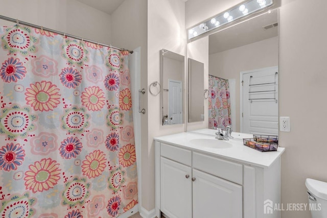 2204 Conrad Way, Franklin, NJ 08873 - full bathroom with vanity and a shower with shower curtain