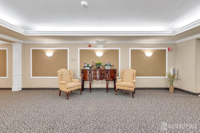 2204 Conrad Way, Franklin, NJ 08873 - lobby with crown molding