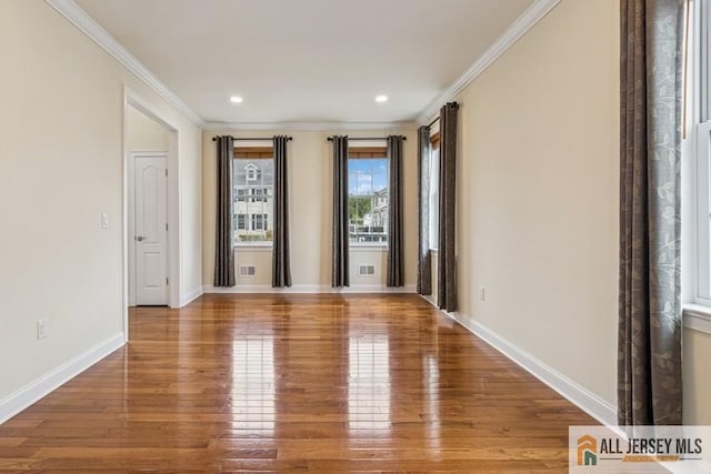 20 Washingtons Xing, Monroe, NJ 08831 - unfurnished room with wood finished floors, crown molding, baseboards, and recessed lighting
