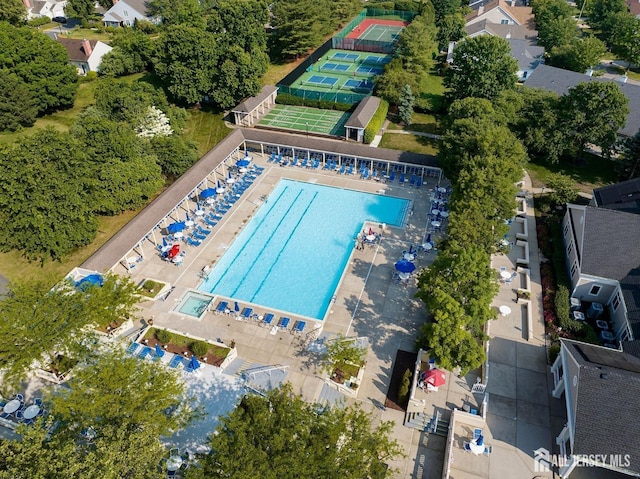 bird's eye view with a residential view