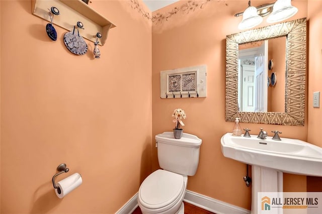 35 Parkview Rd, Cranbury, NJ 08512 - bathroom featuring toilet and baseboards