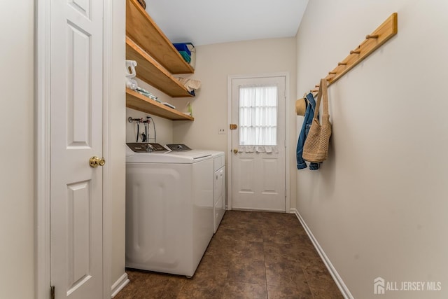 26 Magnolia Rd, Franklin Twsp, NJ 08873 - laundry room featuring washer and dryer and baseboards