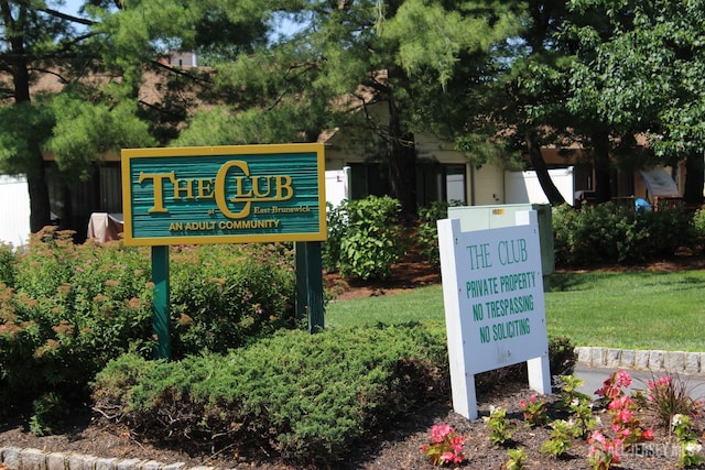 29 E Wycoff Way E, Brunswick, NJ 08816 - view of community sign