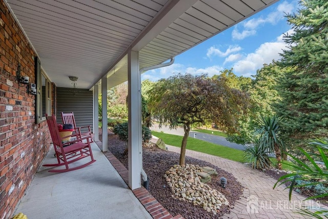 view of patio / terrace with covered porch