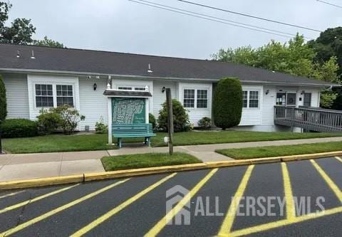 9 Maine Ct, Old Bridge, NJ 07747 - view of parking / parking lot