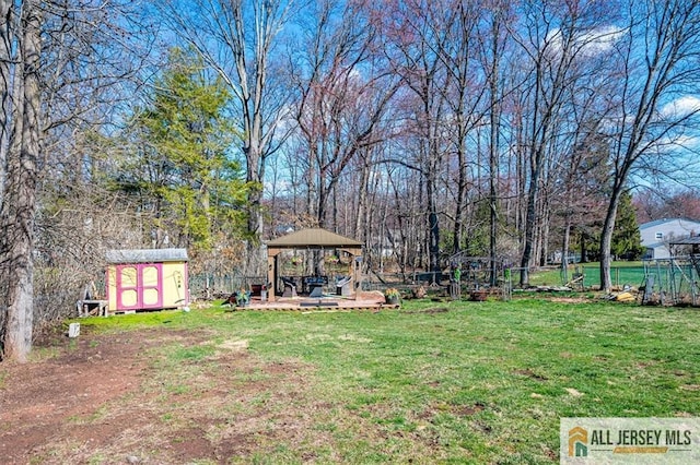 6 Mockingbird Rd, Edison, NJ 08820 - view of yard with a gazebo