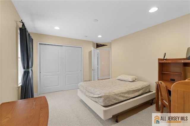 482 Spotswood Gravel Hill Rd, Monroe, NJ 08831 - carpeted bedroom with a closet and recessed lighting