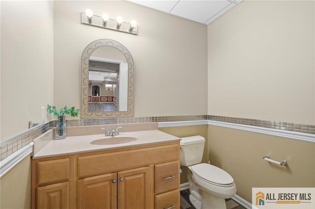 482 Spotswood Gravel Hill Rd, Monroe, NJ 08831 - half bath with toilet and vanity