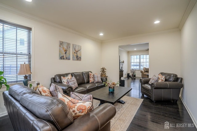 living area with recessed lighting, dark wood finished floors, baseboards, and ornamental molding