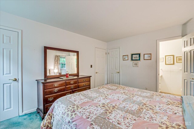 200 Elwood St, Piscataway, NJ 08854 - carpeted bedroom with baseboards