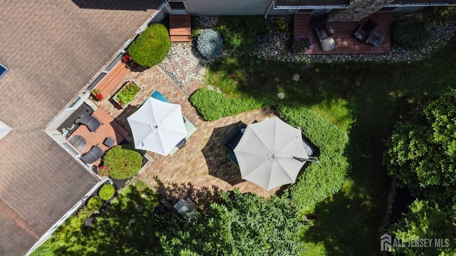 2 Derby Ln, East Brunswick, NJ 08816 - drone / aerial view