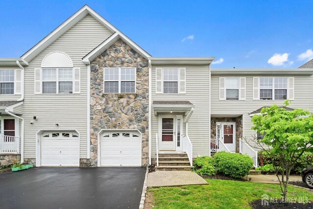 16 Ashley Ct, Franklin, NJ 08873 - photo 1
