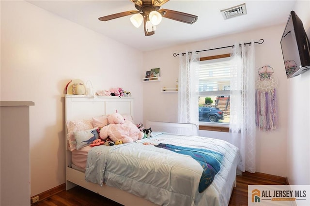 49 Paul St, Fords, NJ 08863 - bedroom featuring wood finished floors and ceiling fan