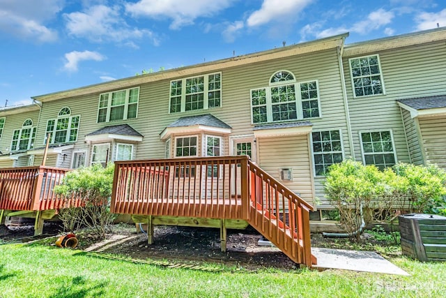 242 Hawthorne Rd, North Brunswick, NJ 08902 - back of house with a deck