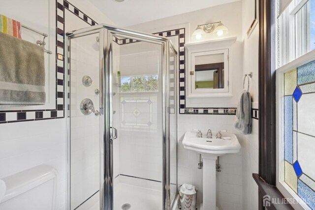 84 N Main St N, Cranbury, NJ 08512