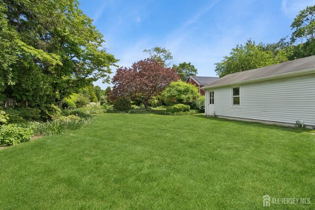84 N Main St N, Cranbury, NJ 08512