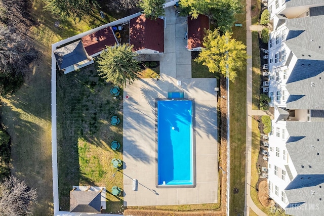 bird's eye view of a pool area