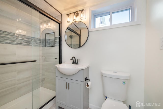 35 Evergreen Ave, Fords, NJ 08863 - full bath featuring vanity, toilet, and a tile shower