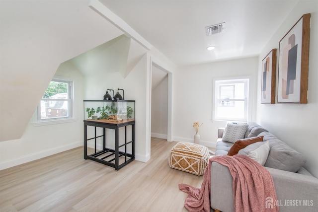35 Evergreen Ave, Fords, NJ 08863 - sitting room with wood finished floors, baseboards, recessed lighting, and vaulted ceiling