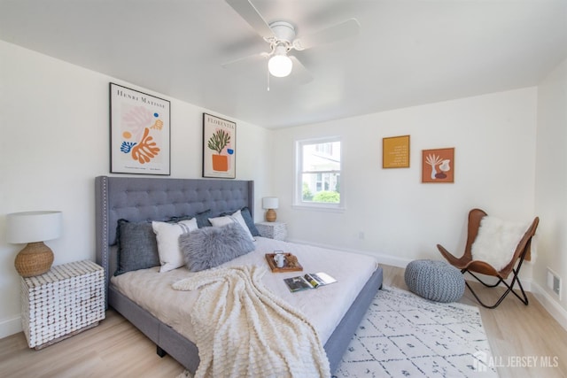 35 Evergreen Ave, Fords, NJ 08863 - bedroom featuring wood finished floors, baseboards, and ceiling fan