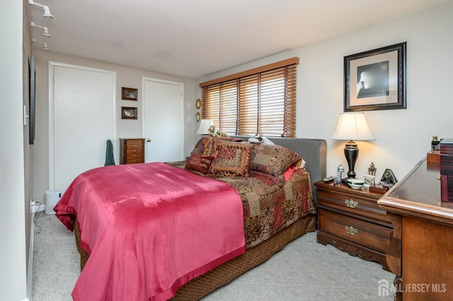 7 Lynn Ct, Edison, NJ 08817 - photo 25