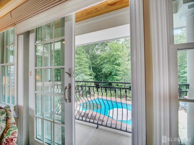 7 Willis Ct, East Brunswick, NJ 08816 - view of entryway