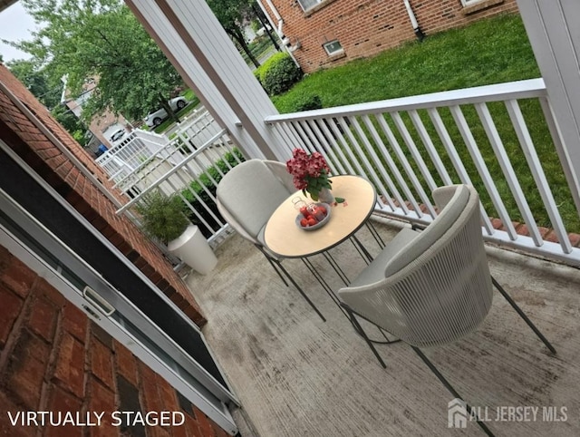 16 Park Sq, Metuchen, NJ 08840 - view of covered porch