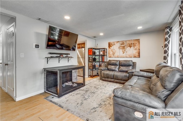 13 Aspen Ct, South Brunswick, NJ 08852 - photo 2