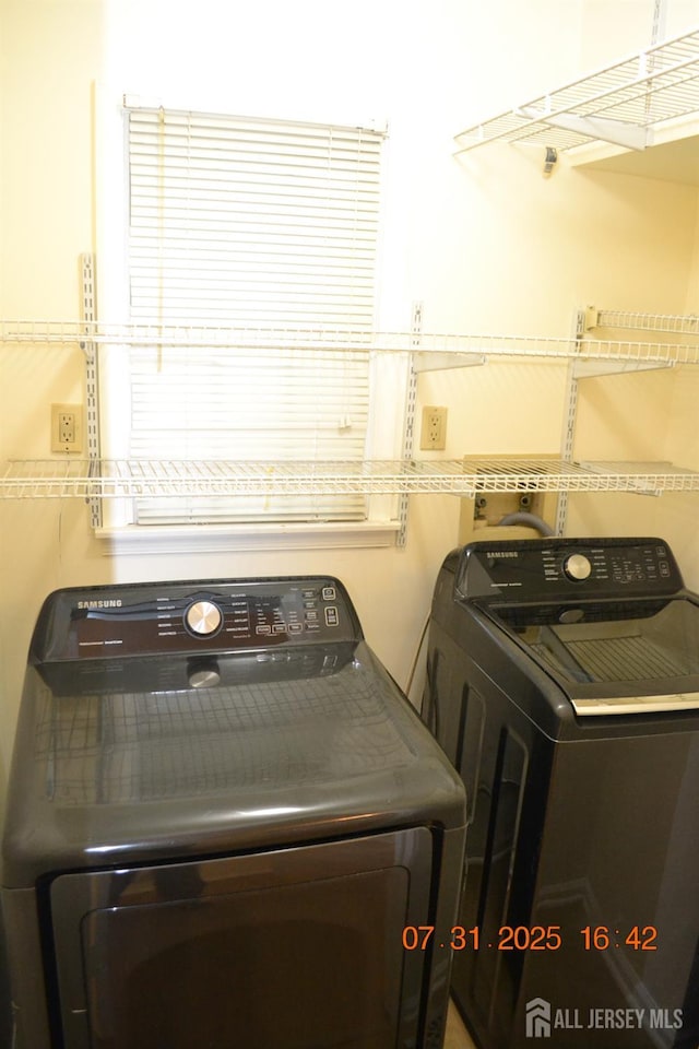 26 Dorchester Dr, East Brunswick, NJ 08816 - photo 28