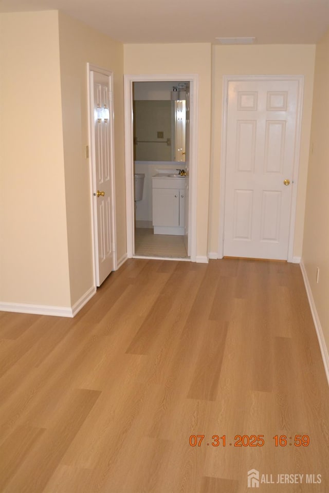 26 Dorchester Dr, East Brunswick, NJ 08816 - photo 32