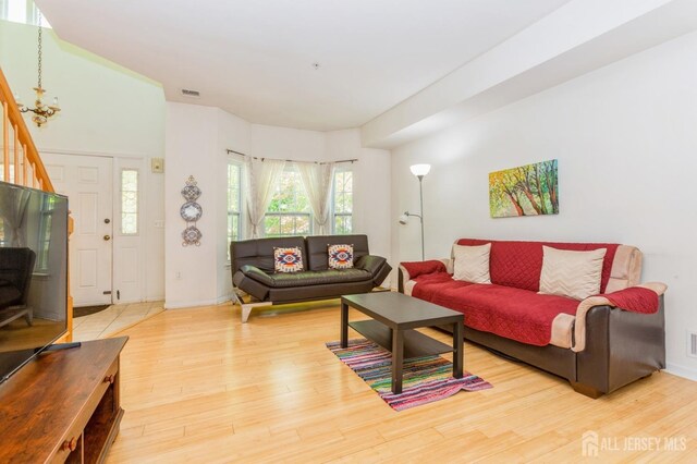 60 Forest Dr, Piscataway, NJ 08854 - photo 8
