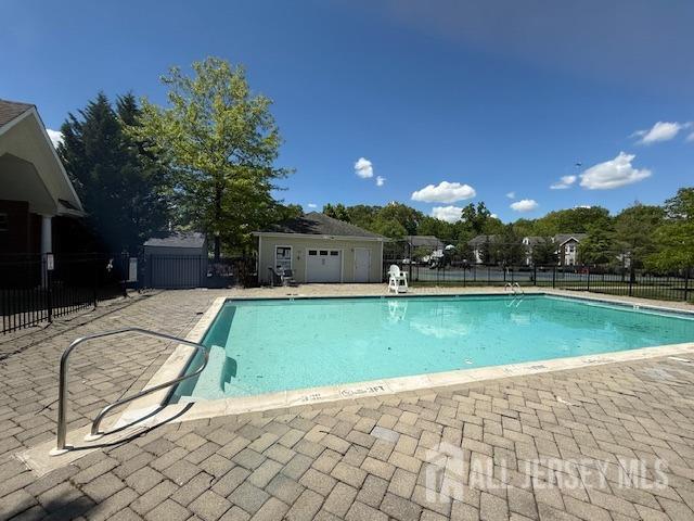 60 Forest Dr, Piscataway, NJ 08854 - photo 30
