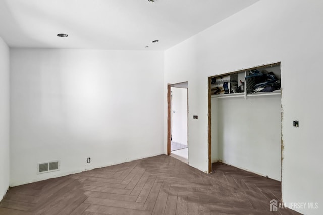 21 Windsor Ln, Colonia, NJ 07067 - photo 12
