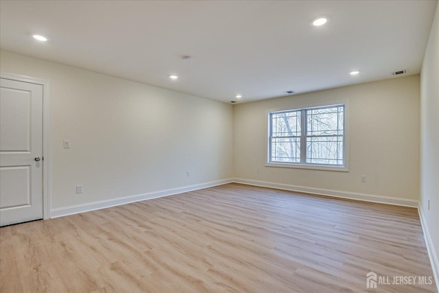 90 Hancock Rd, Piscataway, NJ 08854 - empty room featuring light wood finished floors and recessed lighting
