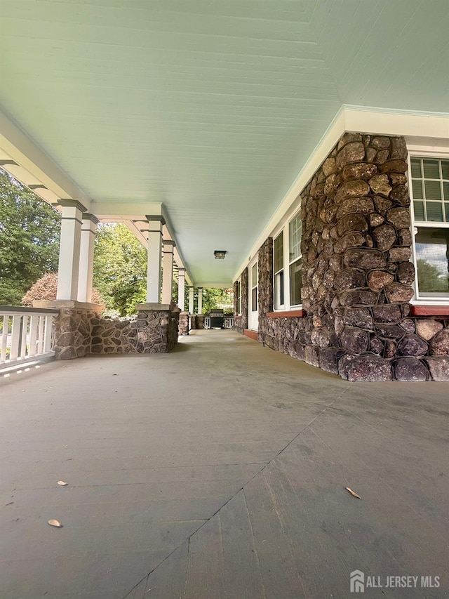 451 E Main St, Somerville, NJ 08876 - view of porch