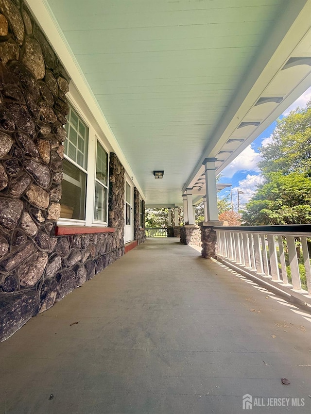 451 E Main St, Somerville, NJ 08876 - view of covered porch